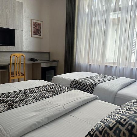 Atrium Hotel ブハラ エクステリア 写真